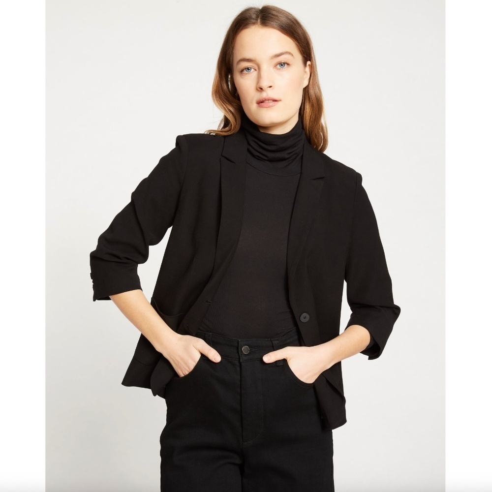 Universal Standard Meg Double Luxe Short Blazer